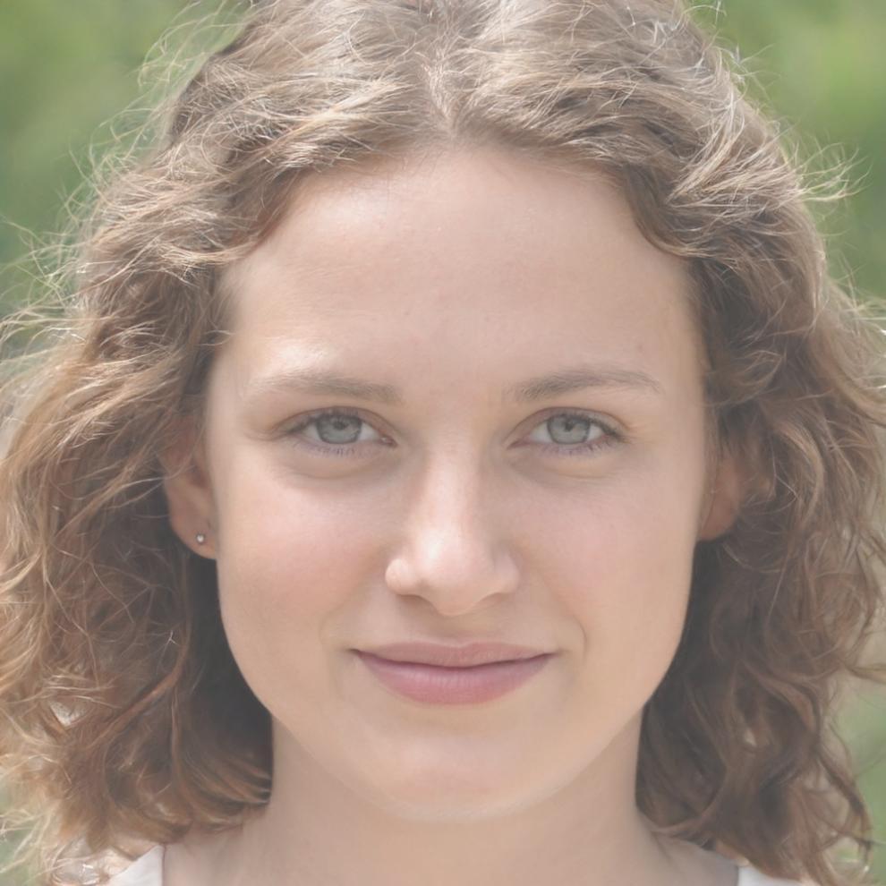 Portrait de Marie Dubois, experte-comptable spécialisée en audit budgétaire